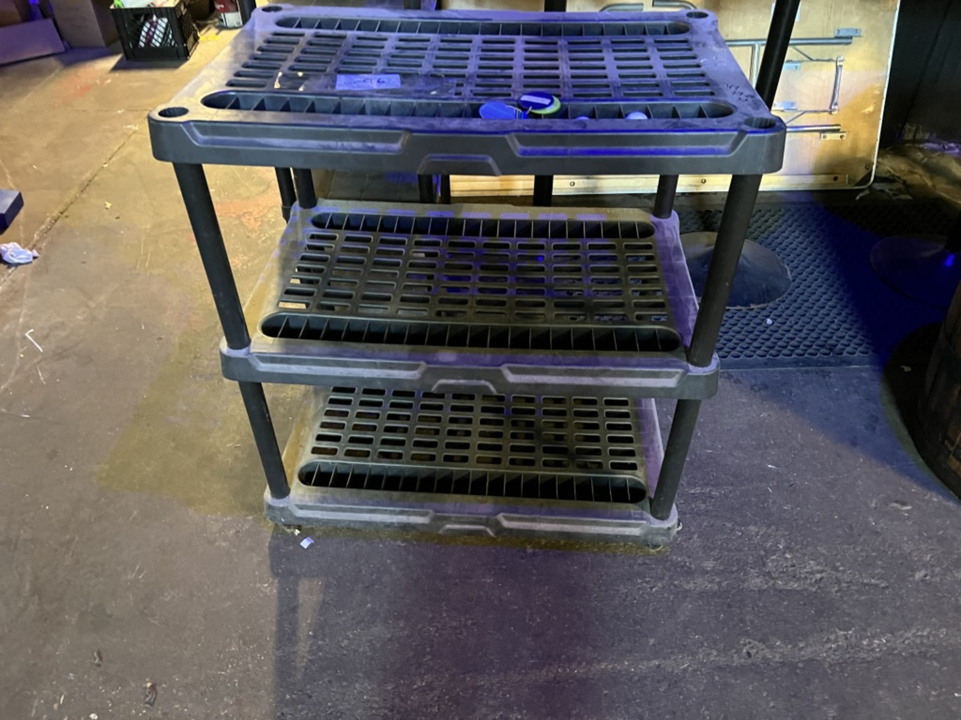 LOT OF: (1) 28" 5-TIER PLASTIC SHELVING UNIT, AND (1) 35" WIDE 3-TIER PLASTIC SHELVING - Image 5 of 5