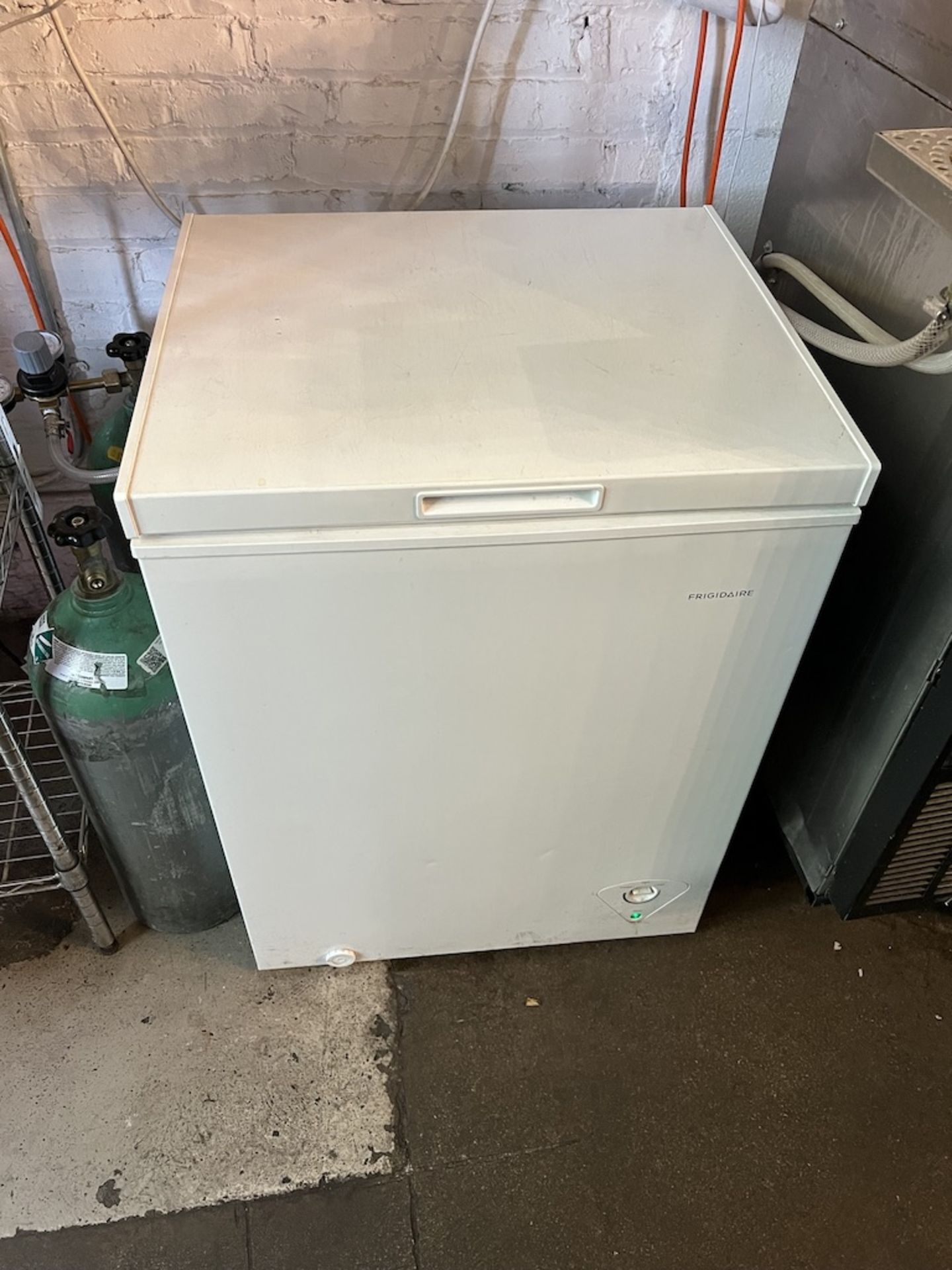 FRIGIDAIRE CHEST FREEZER, 25" WIDE