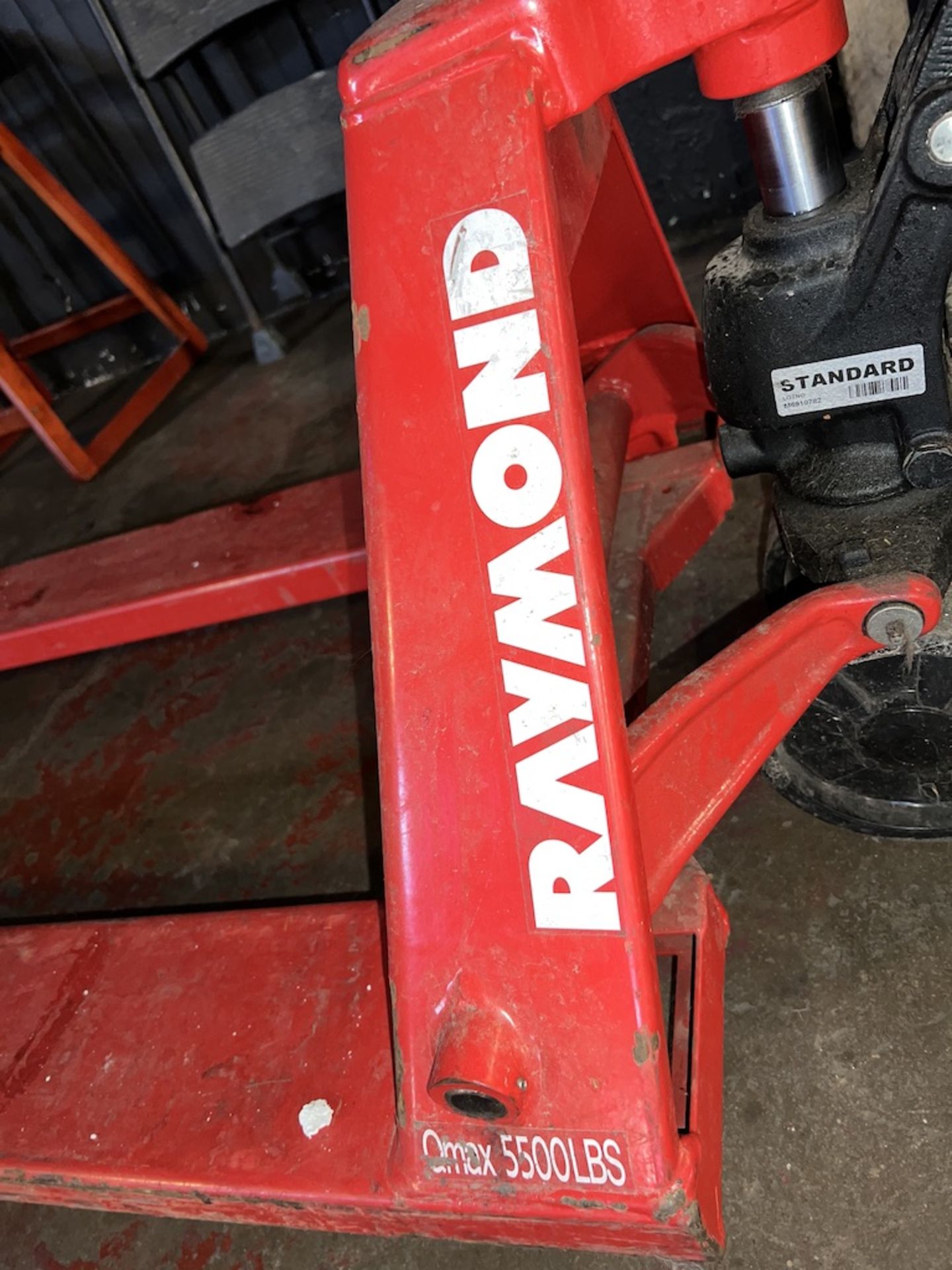 RAYMOND QMAX 5500 LB. MANUAL PALLET JACK - Image 6 of 6