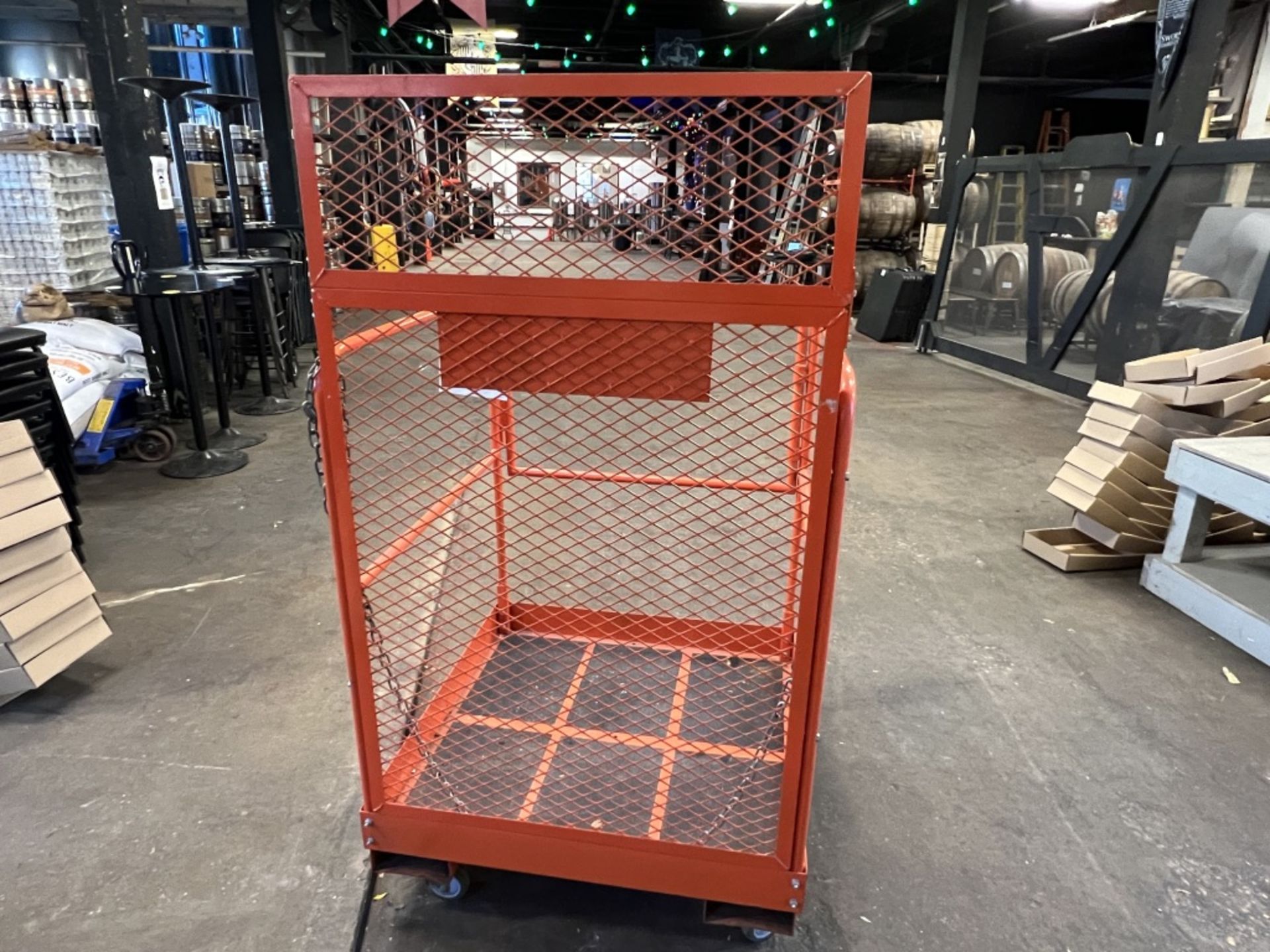 LIFT CAGE ATTACHMENT FOR FORKLIFT, MAXIMUM CAPACITY 1000 LBS - Image 5 of 8