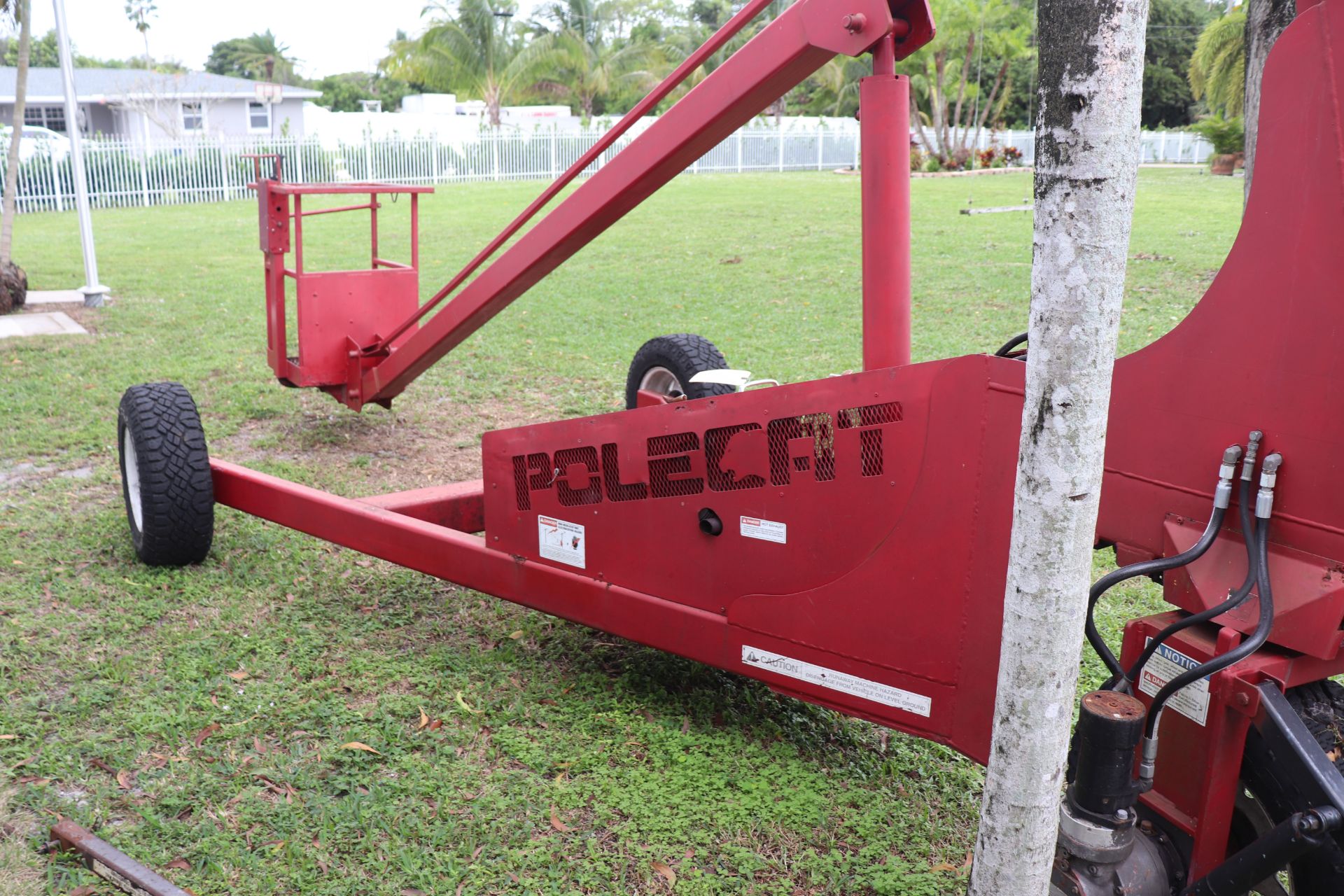 Polecat Self Propelled Aerial Lift Model PC266 - Image 4 of 10