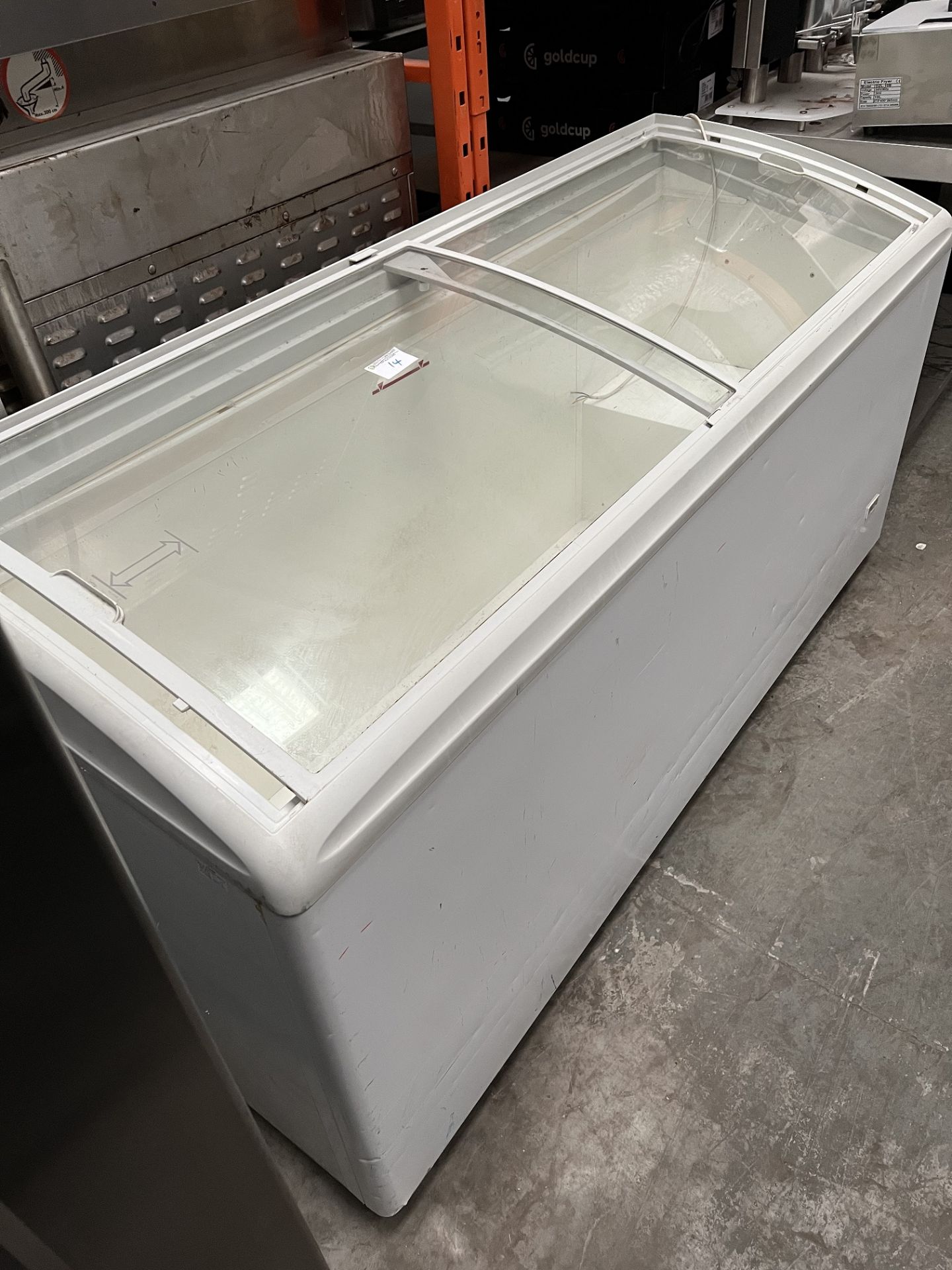 Glass Top Sliding Lids Chest Freezer