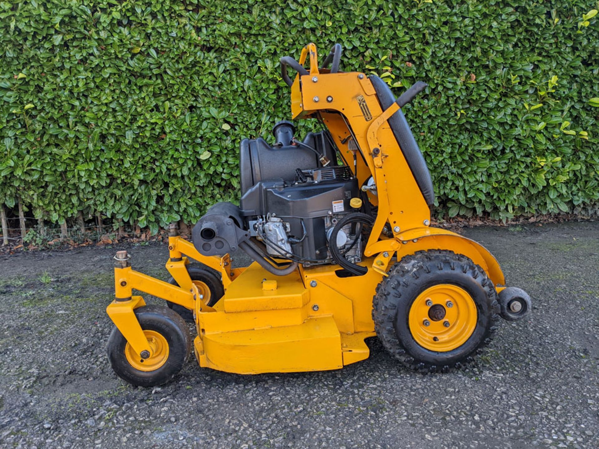 2012 Wright Stander 32" Commercial Zero Turn Stand On Rotary Mower 1305 Hours - Image 3 of 6