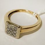 18CT GOLD & SMALL DIAMOND RING APPROX 4 GRAMS RING SIZE M