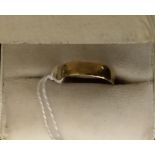 22CT GOLD WEDDING BAND - SIZE P - APPROX 3.57G