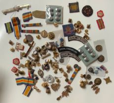MILITARIA & POLICE. ASSORTED BADGES, BUTTONS, CLOTH INSIGNIA, RIBBONS ETC. 150+ ITEMS