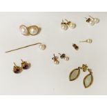 MIXED STUD EARRINGS SOME 9CT - A/F