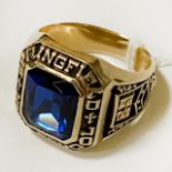 10K COLLEGE RING APPROX 12.2 GRAMS - SIZE P