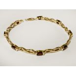 9CT GOLD & GARNET BRACELET - 9.6 GRAMS APPROX