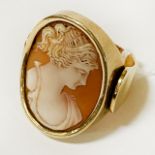 18CT APPROX CAMEO RING 10 GRAMS APPROX - VINTAGE - SIZE P