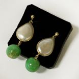 JADE & PEARL STUD EARRINGS