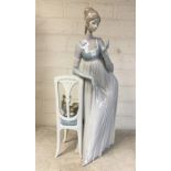 LARGE LLADRO FIGURE 45CMS (H) APPROX