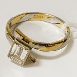 18 CARAT GOLD EMERALD CUT DIAMOND RING - OVER 1 CARAT APPROX