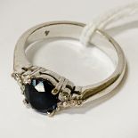 18CT WHITE GOLD DIAMOND & SAPPHIRE RING - SIZE L