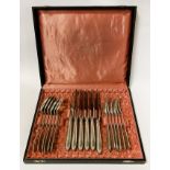 800 SILVER BOXED CUTLERY SET