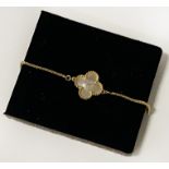 9CT GOLD MOTHER OF PEARLY BRACELET