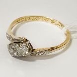 GOLD CROSSOVER DIAMOND RING - 2 MAIN STONES WITH SMALLER DIAMONDS TO THE SIDE -SIZE Q