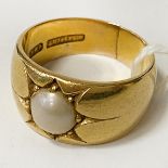 18CT YELLOW GOLD RING WITH PEARL SIZE P - 10.9 GRAMS APPROX