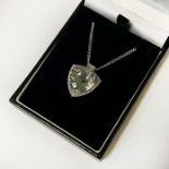 9 CT. WHITE GOLD CHAIN & 18 CT. GOLD DIAMOND PENDANT AND GEMSTONE TO THE CENTRE