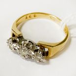 18CT GOLD 3 STONE DIAMOND RING SIZE I 3.4 GRAMS