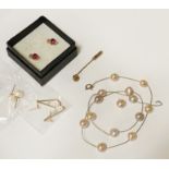 9CT GOLD TIE PIN, RUBY STUD EARRINGS & OTHERS