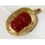 14CT GOLD & CORAL BROOCH