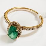 14CT EMERALD & DIAMOND RING - SIZE L