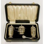 CASED HM SILVER CRUET SET 4.5OZS APPROX