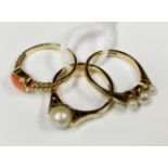 9CT GOLD RINGS SET WITH STONES 5.3 GRAMS APPROX