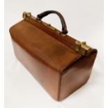 VINTAGE GLADSTONE BAG