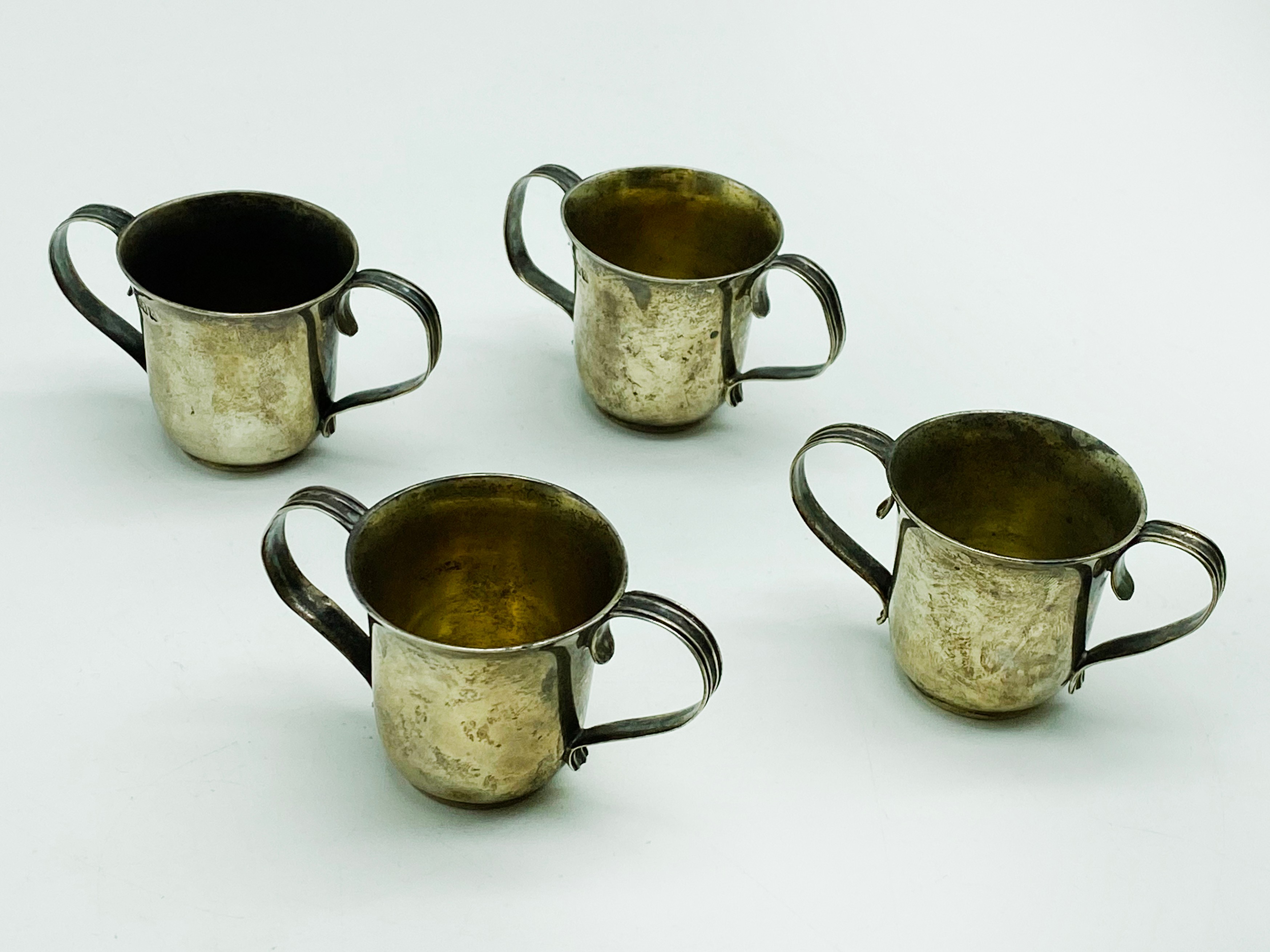 SET OF FOUR HALLMARKED IRISH SILVER MINIATURE CUPS