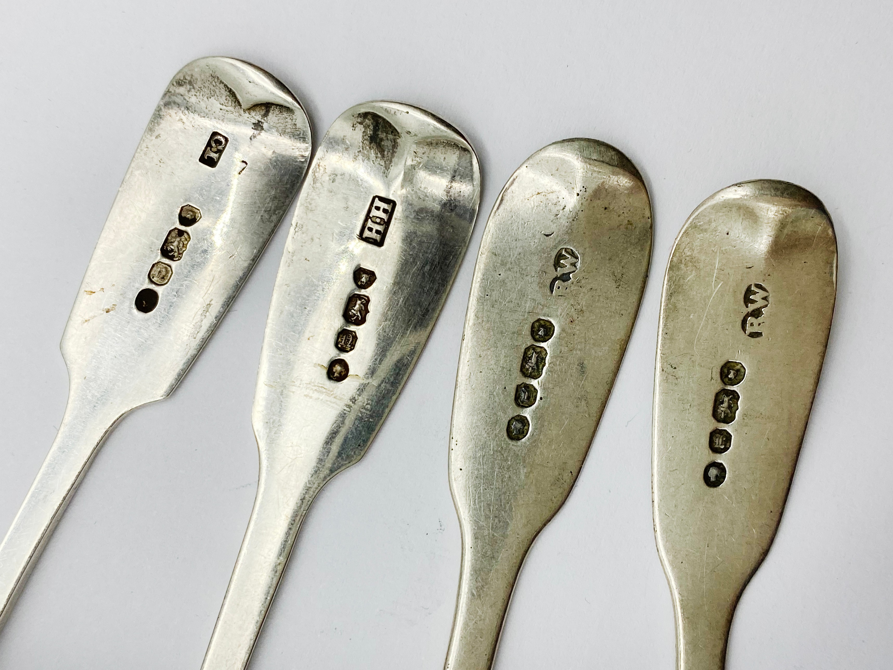 SELECTION OF VARIOUS HALLMARKED SILVER SPOONS - Image 4 of 5