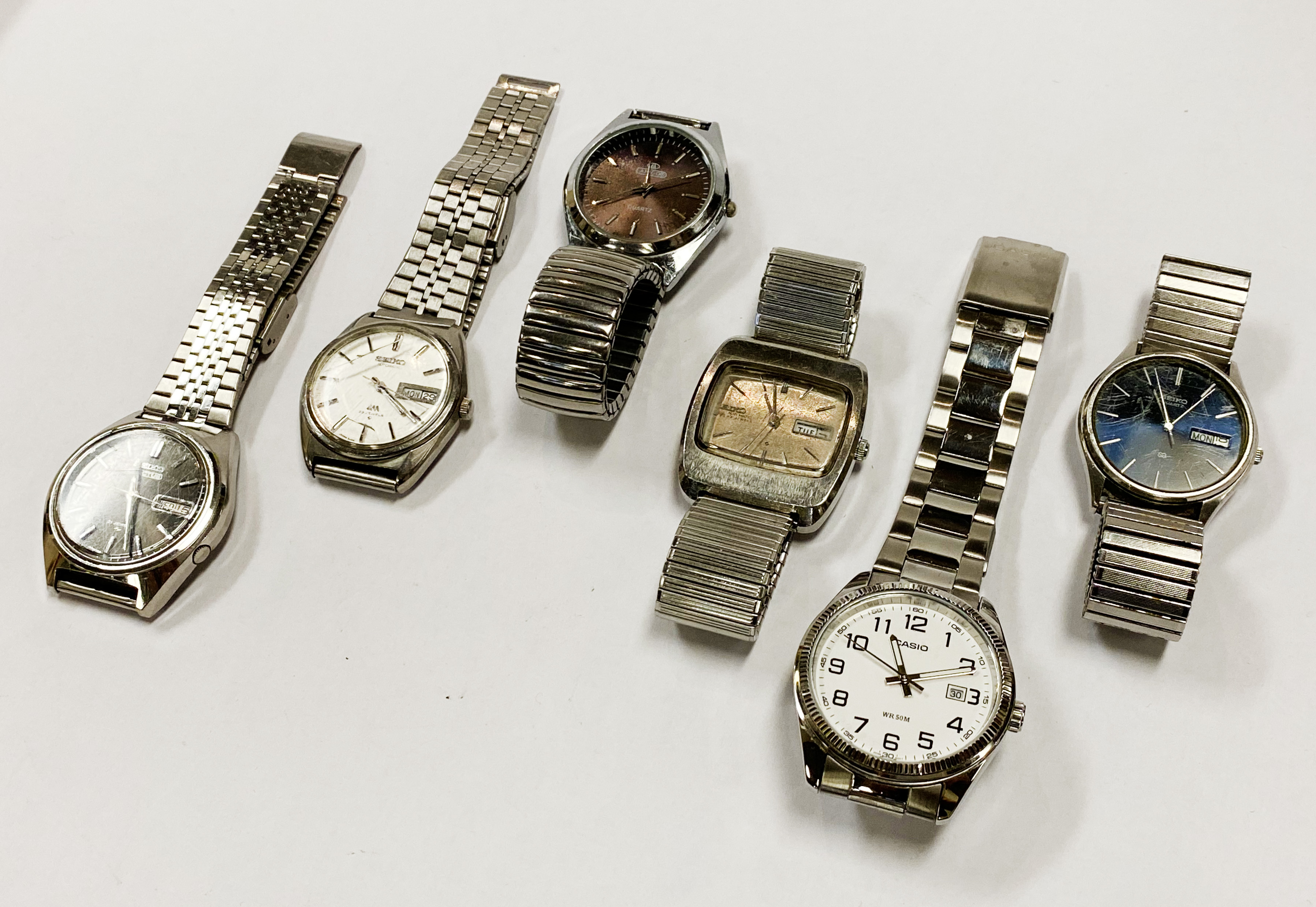 4 SEIKO GENTS WATCHES , CASIO & 1 OTHER