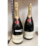 2 MAGNUMS OF MOET & CHANDON CHAMPAGNE A/F