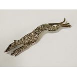 14CT DIAMOND GREYHOUND BROOCH - 4.3 GRAMS APPROX