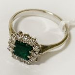 18CT GOLD EMERALD & DIAMOND RING - SIZE K