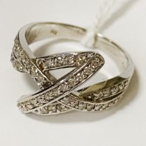 14CT GOLD & DIAMOND CROSSOVER RING - SIZE N