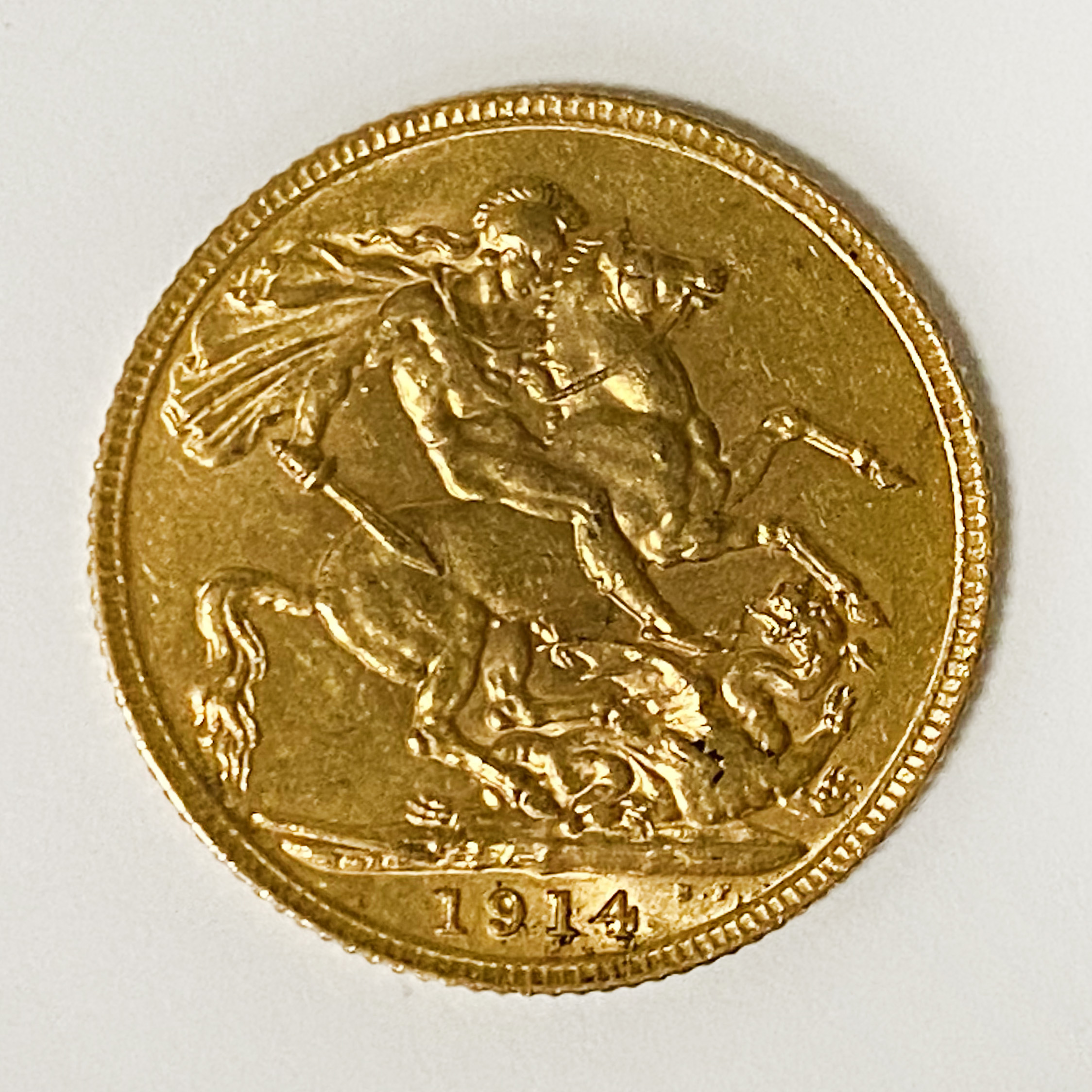 FULL SOVEREIGN - 1914