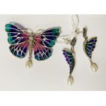 STERLING SILVER BUTTERFLY BROOCH & EARRINGS WITH PEARL DETAIL