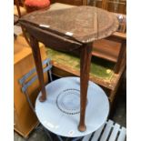 ANTIQUE GEORGIAN CARVE OAK DROP LEAF HANDKERCHIEF TABLE