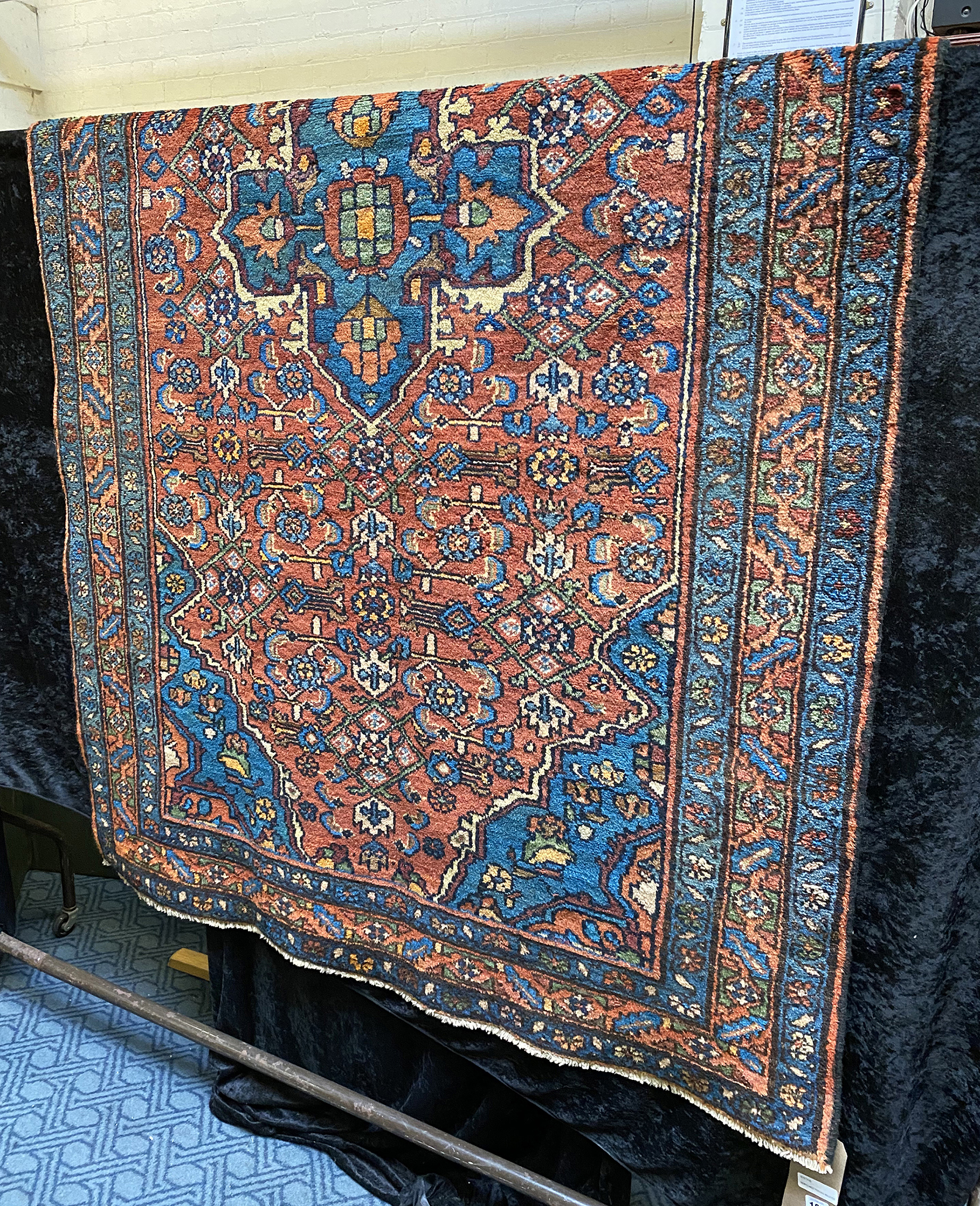 NORTH WEST PERSIAN MALAYER RUG 205CMS X 127CMS