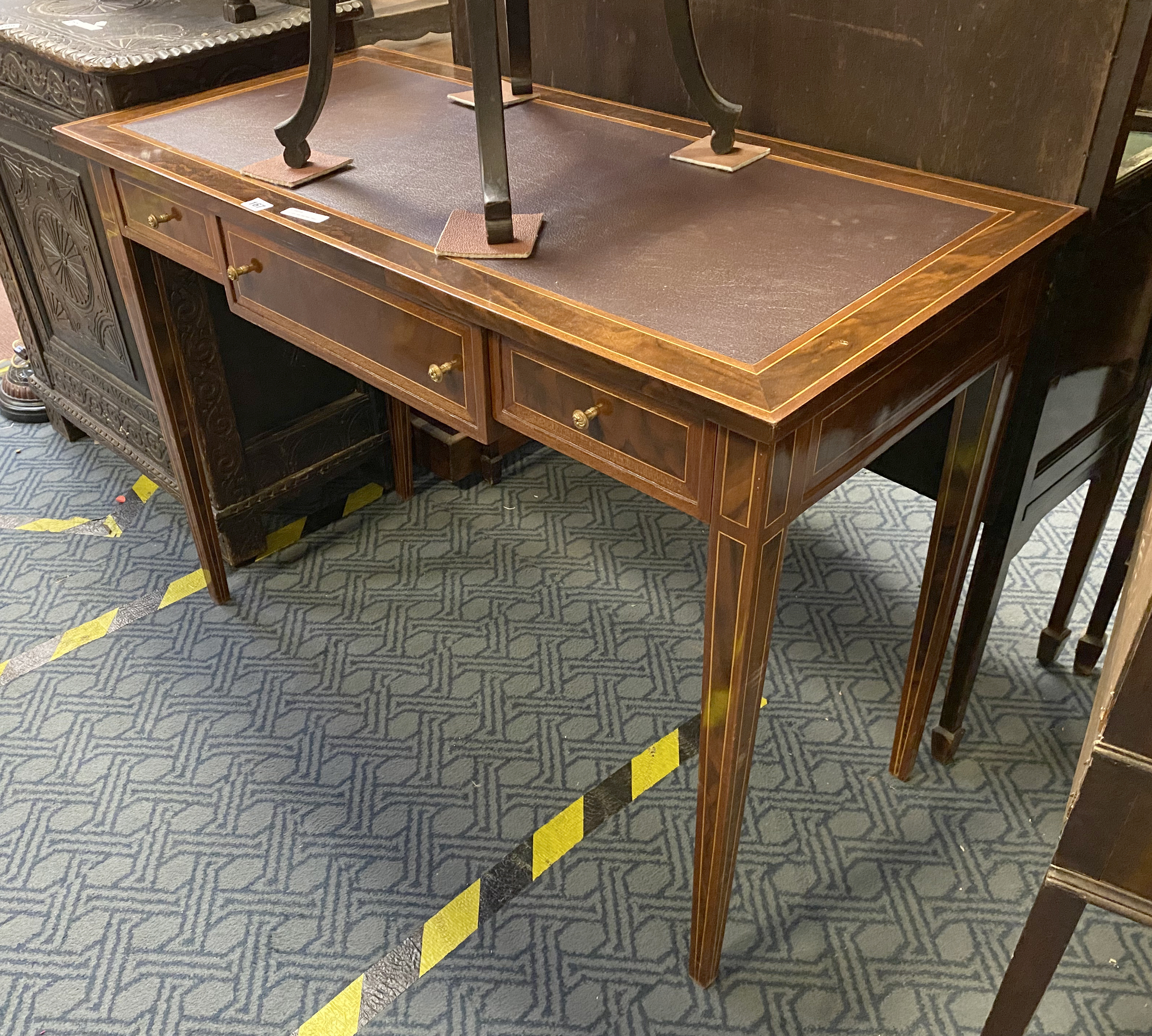 LEATHER TOP WRITING TABLE