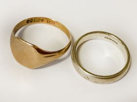 2 9CT GOLD RINGS