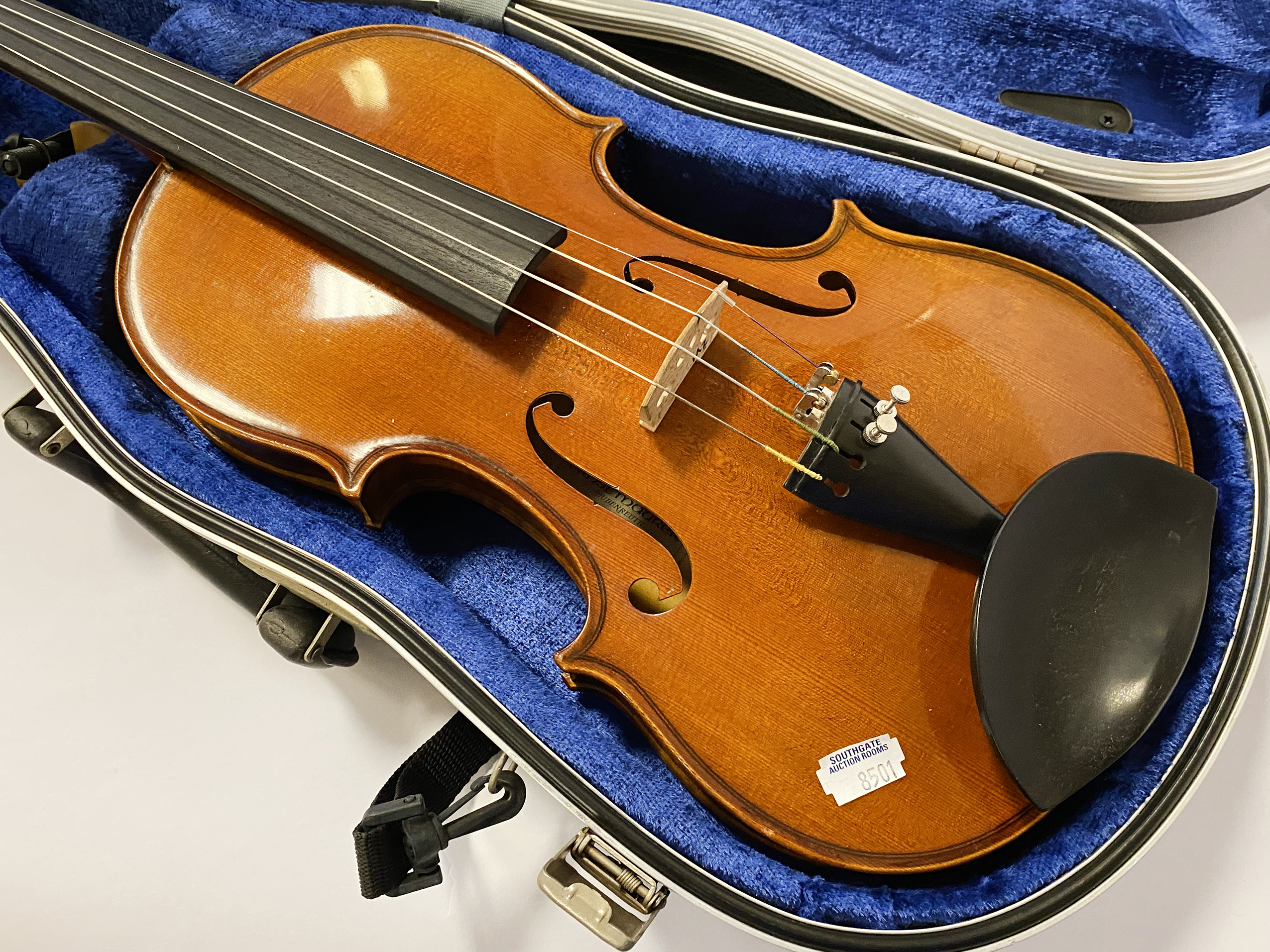 ERNST MAURER VIOLIN, BOW & CASE - Image 2 of 3