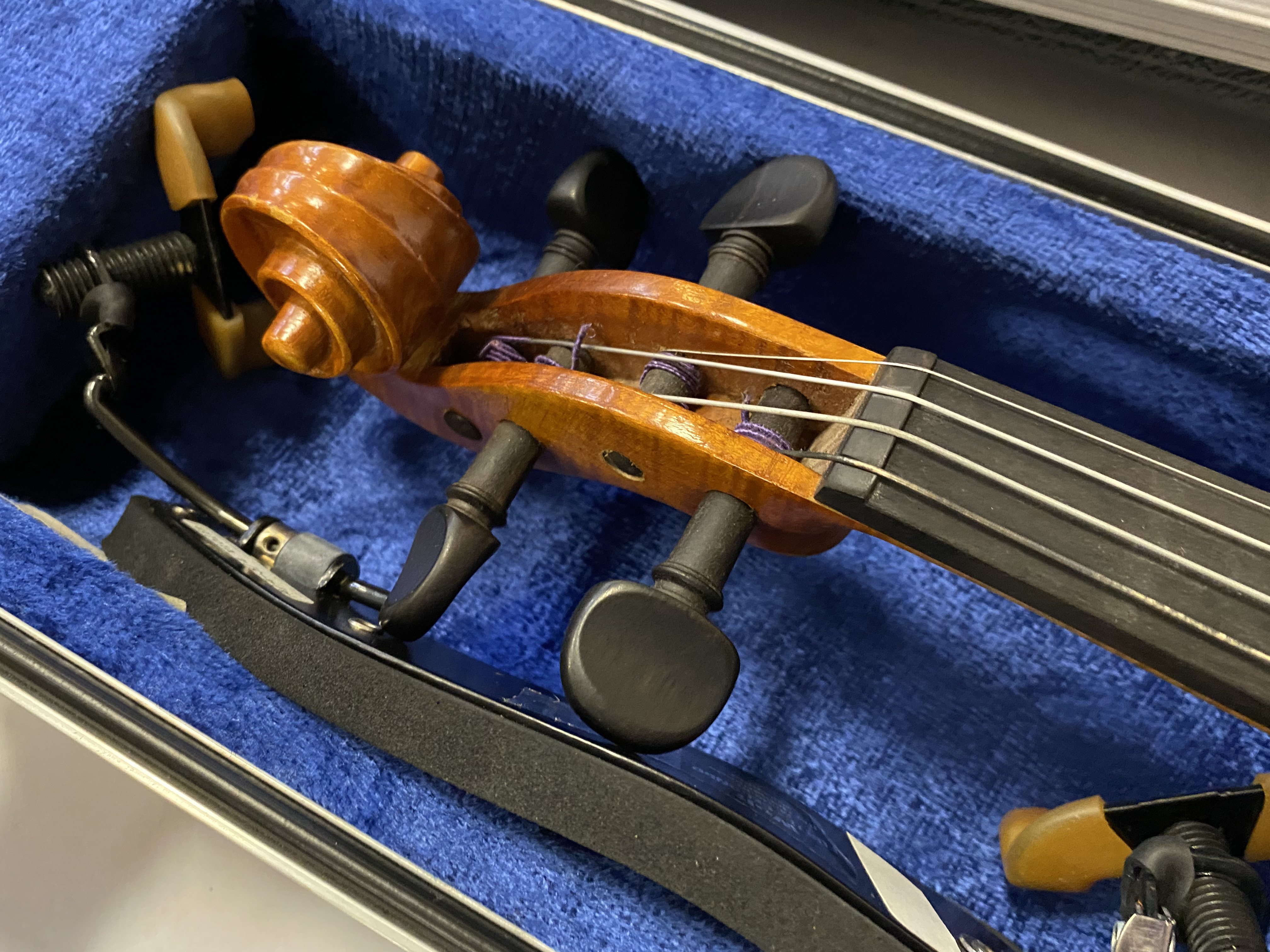 ERNST MAURER VIOLIN, BOW & CASE - Image 3 of 3