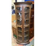 DOME CORNER CABINET