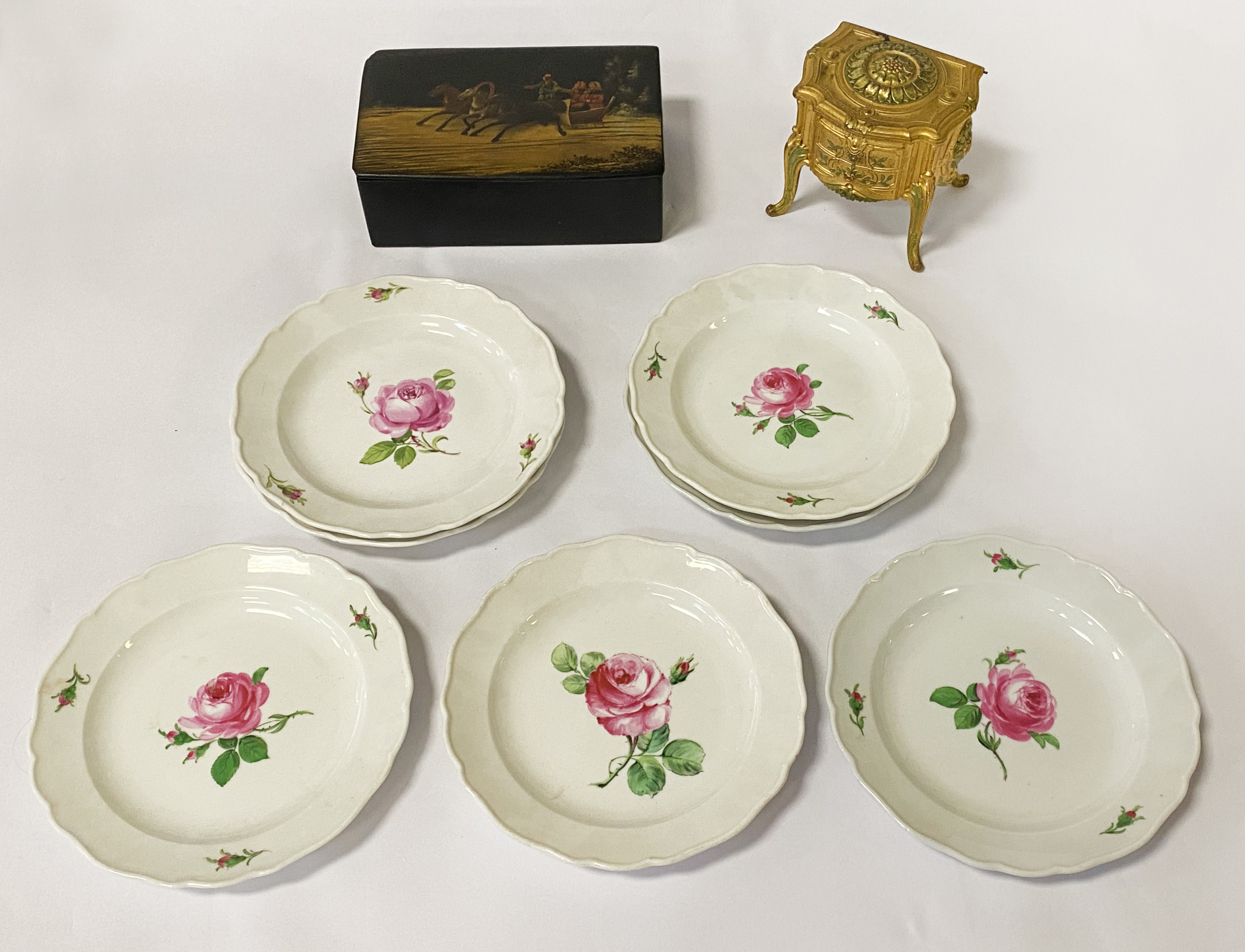 HAND PAINTED RUSSIAN BOX &GILT CASKET, 7 HAND PAINTED MEISSEN PLATES