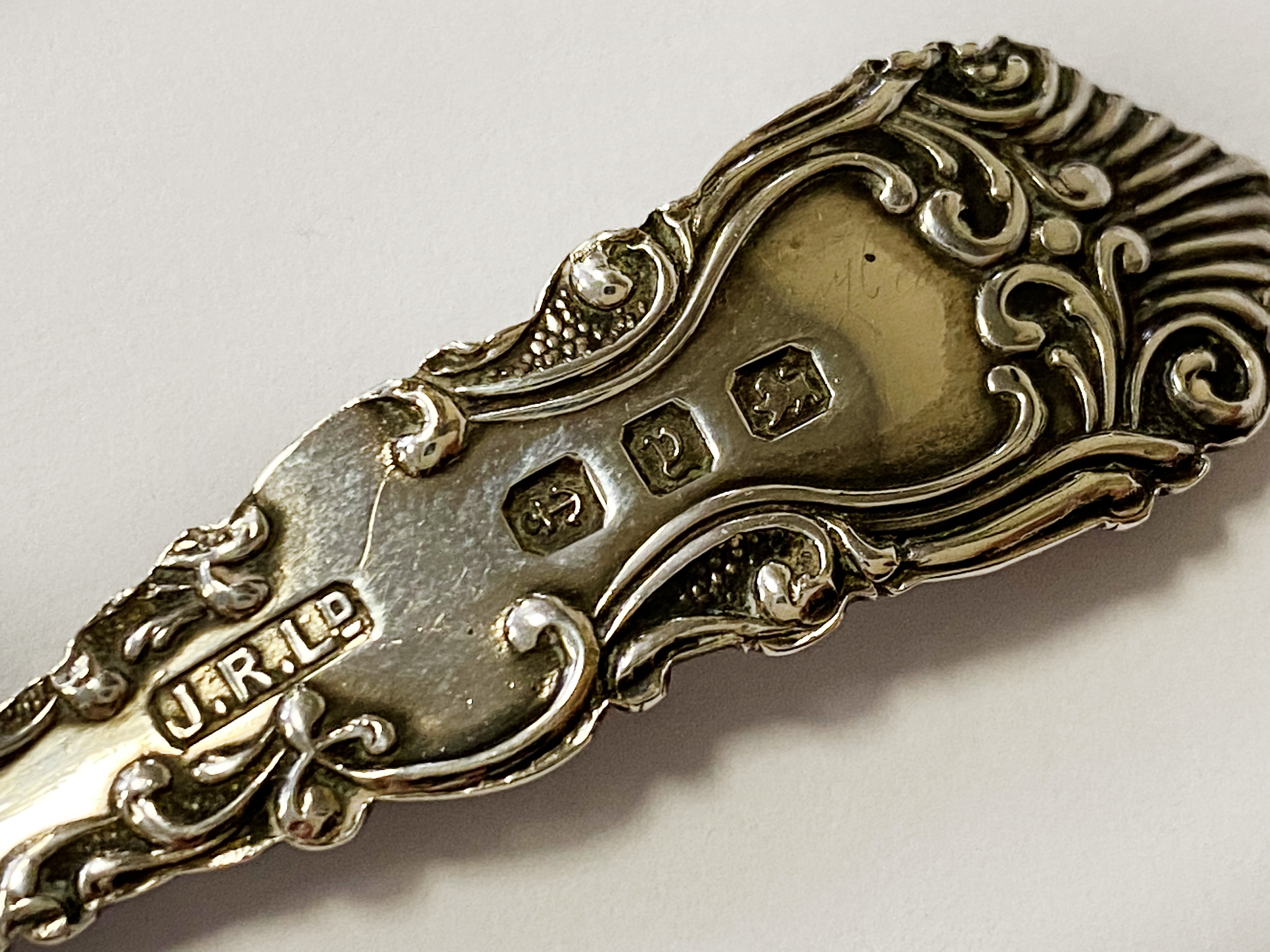 PAIR OF SILVER CADDY SPOONS - CASED - Image 2 of 2