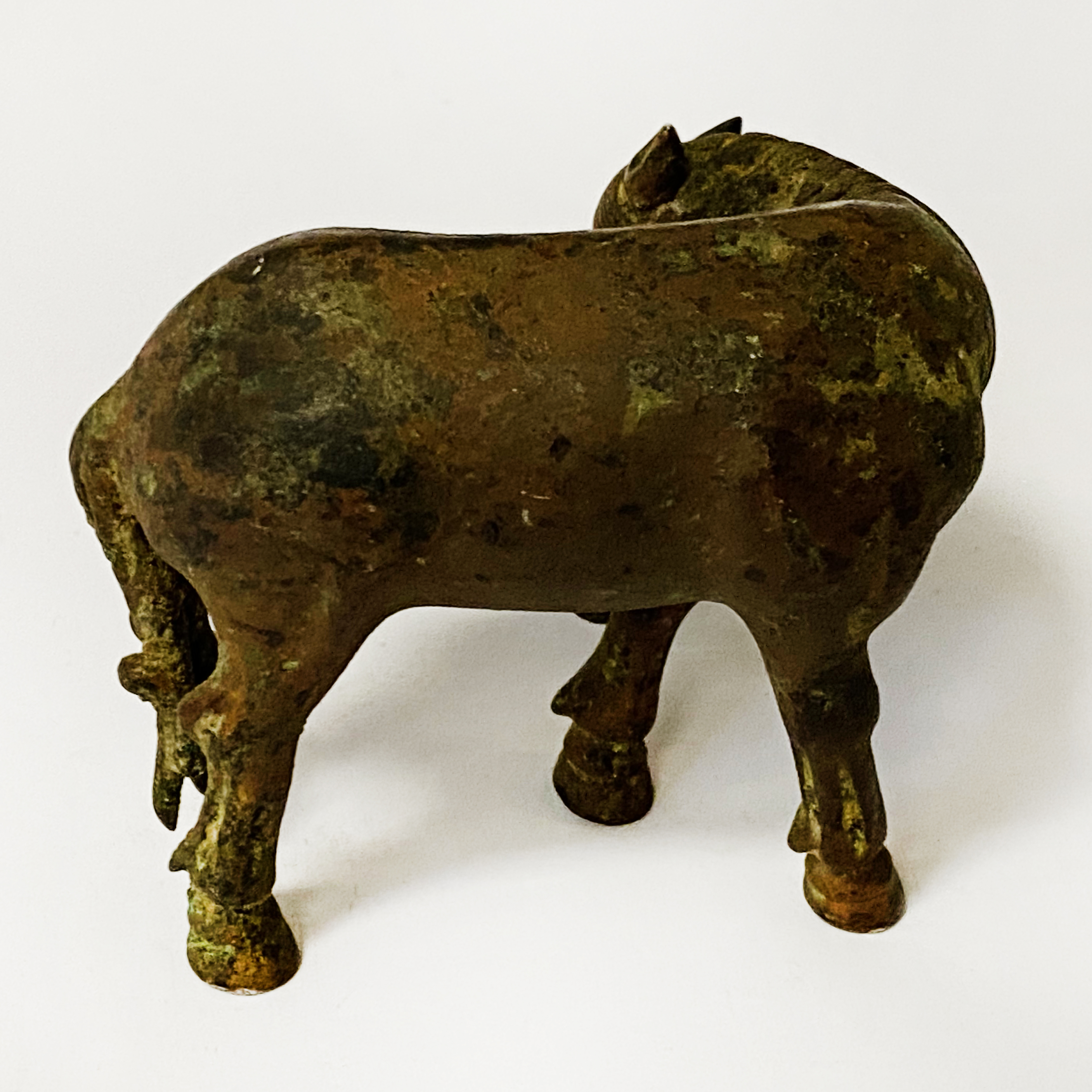 EARLY BRONZE HORSE SCROLL WEIGHT 7CMS (L) - Image 2 of 2