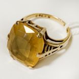 9CT YELLOW GOLD & CITRINE RING - SIZE O